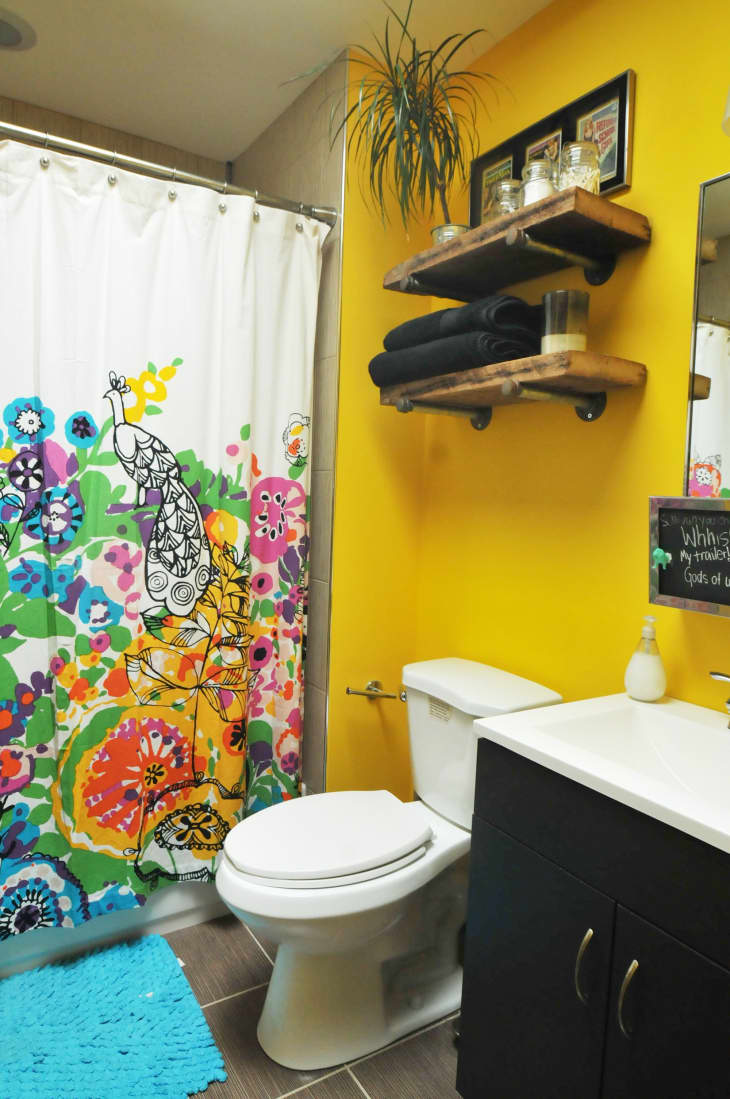 Yellow shop bathroom paint